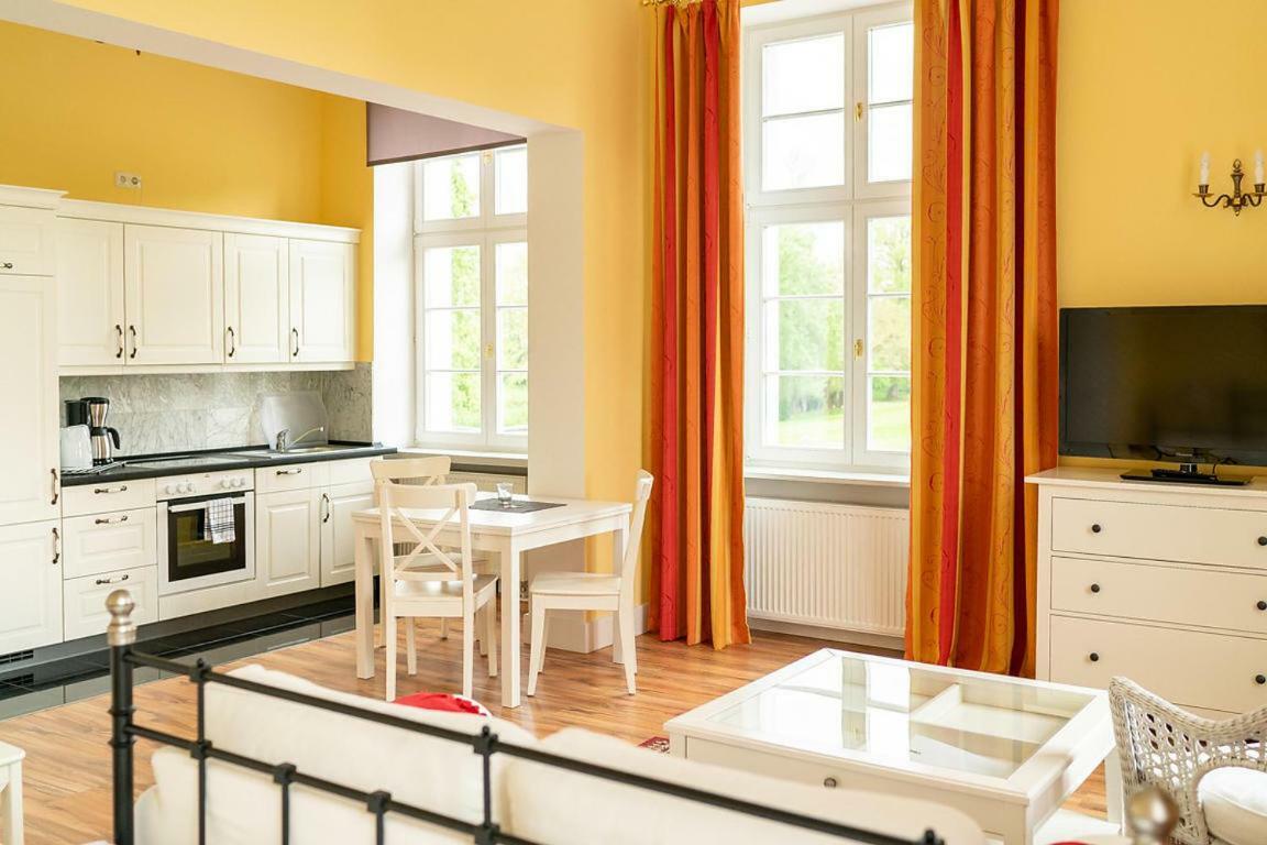 Mölln Gutshaus Gross Helle 아파트 외부 사진